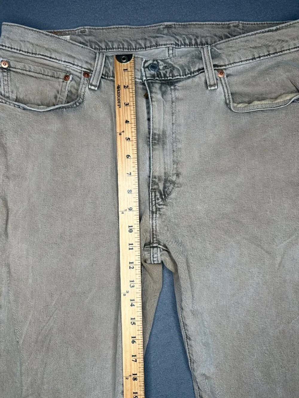 Levi's Premium 514 Mens 38x32 Gray Straight Leg Jeans Red Tab Denim